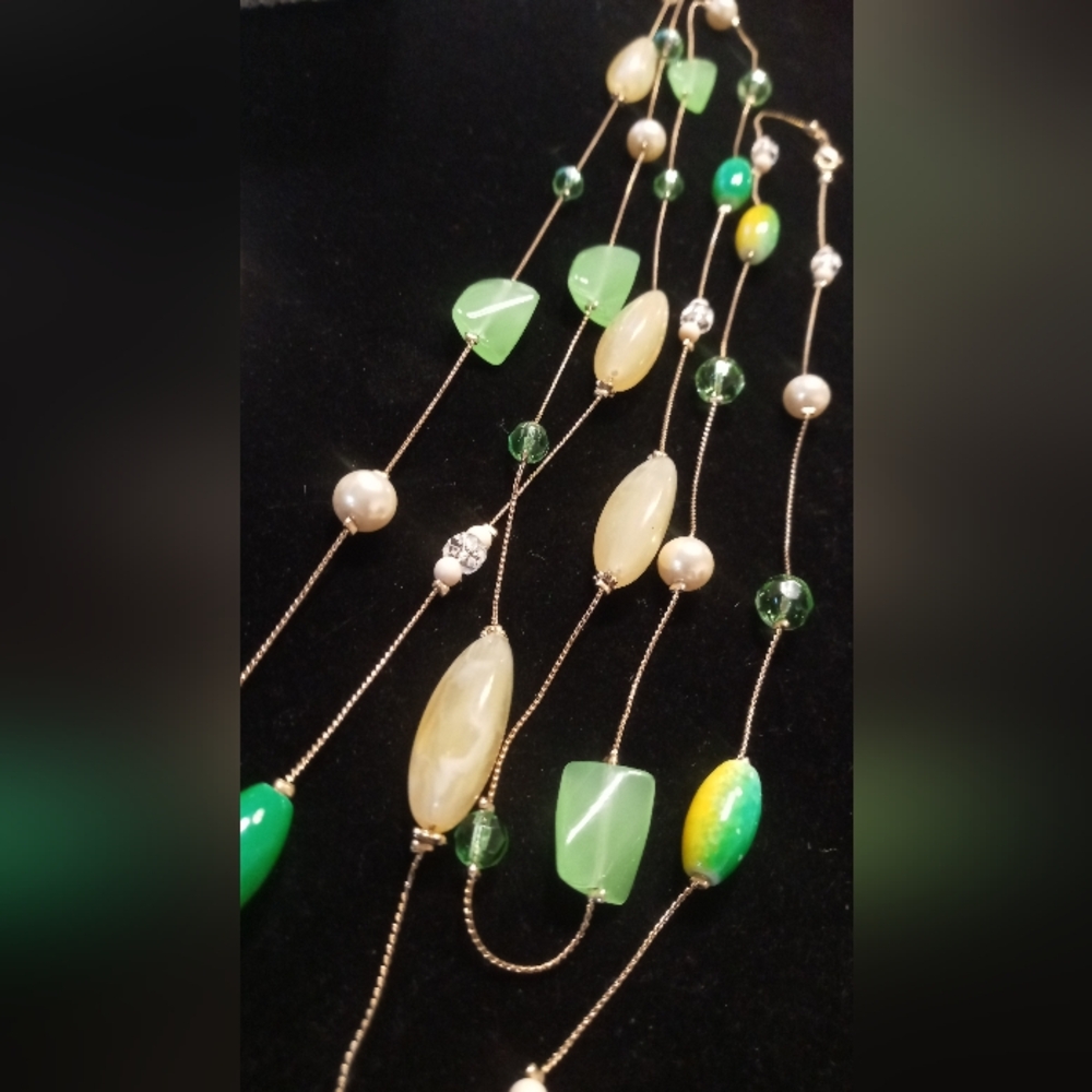 42 inch long Macy's necklace stone glass & pearl like beaded gold tone chain.